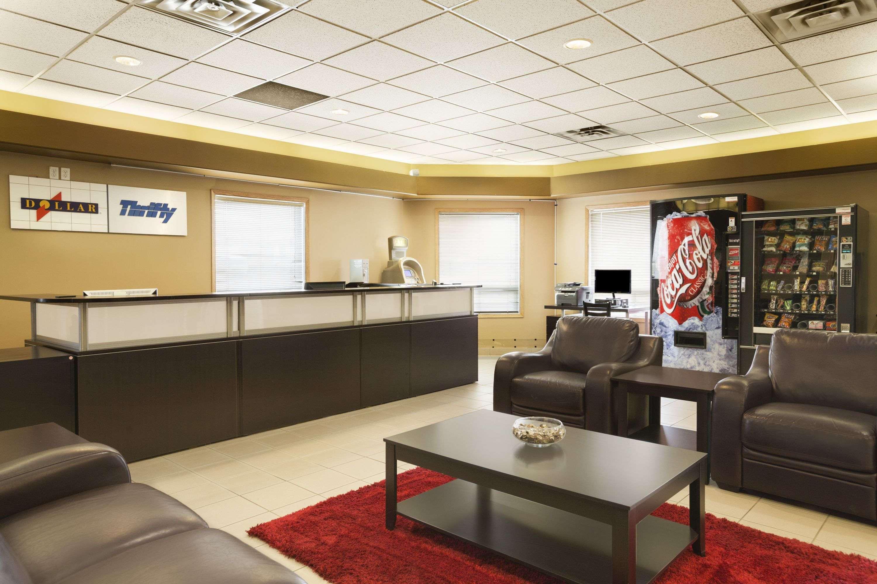 Super 8 By Wyndham Edmonton International Airport