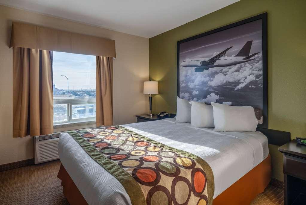 Super 8 By Wyndham Edmonton International Airport 2*