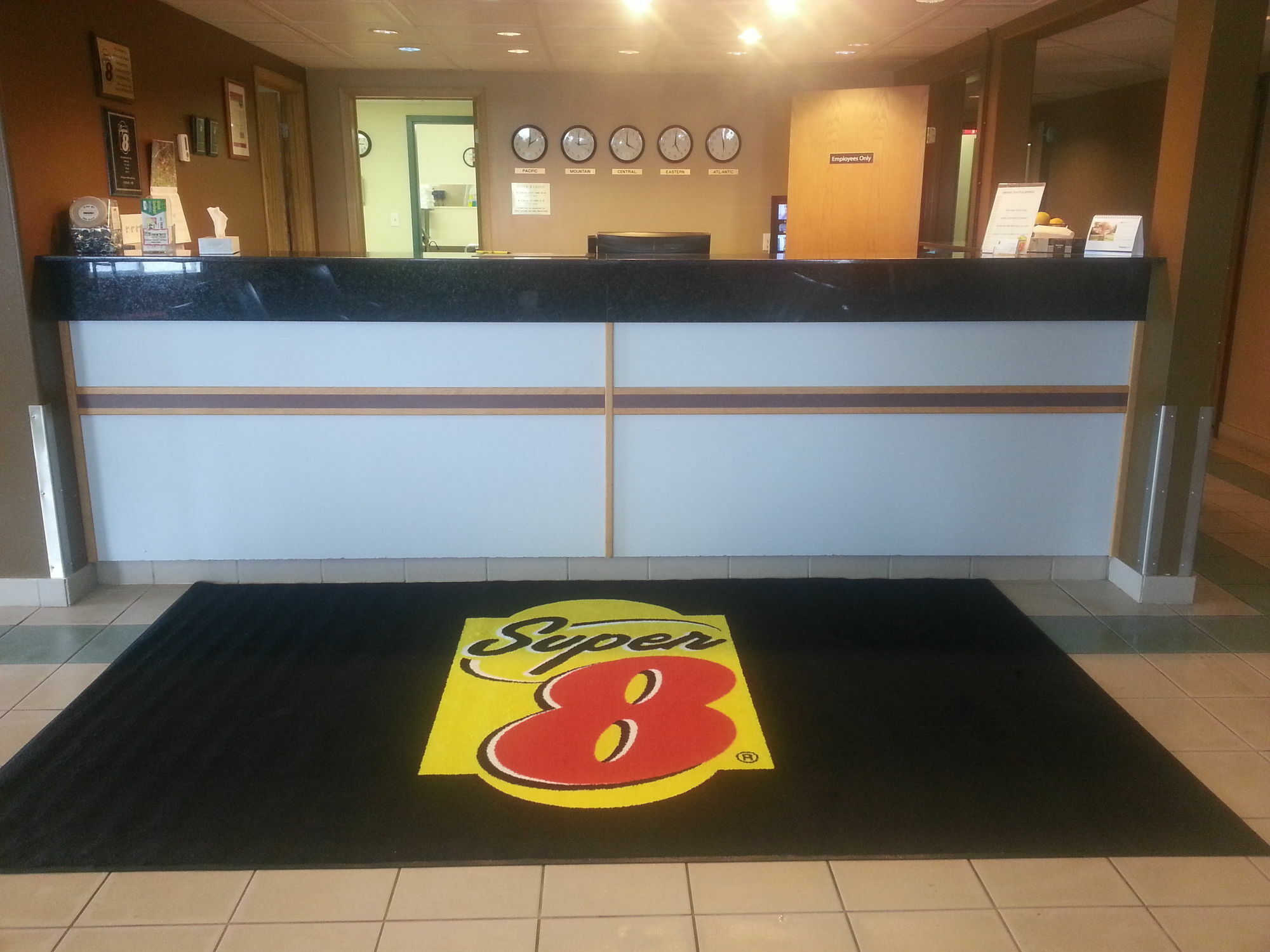 Hotel Super 8 By Wyndham Edmonton International Airport Leduc